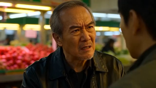  菜市场争吵的中年男性94#横屏 	 