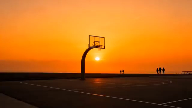  夕阳下的篮球场剪影2391#横屏 	 -