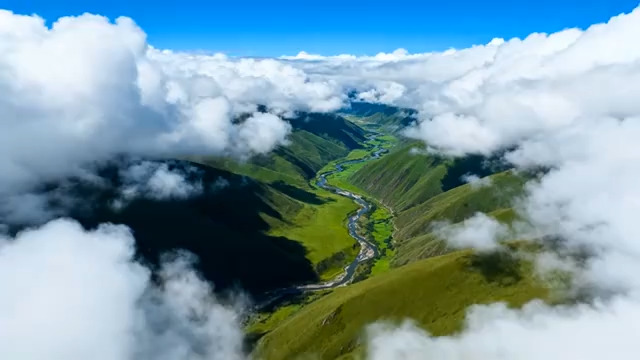  航拍绿色山谷云海822#横屏 	 