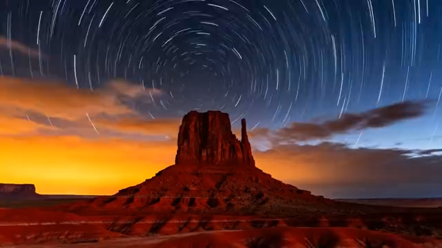  夜空下岩石景观星轨素材43#横屏 	 -