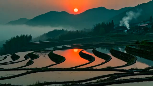  夕阳下的梯田风光2324#横屏 	 