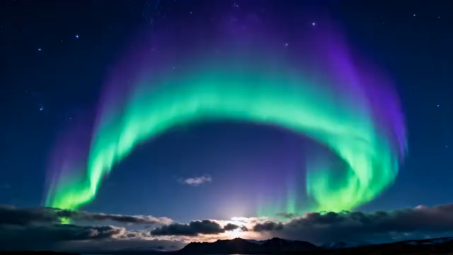 夜空中绚丽的极光景象410#横屏 