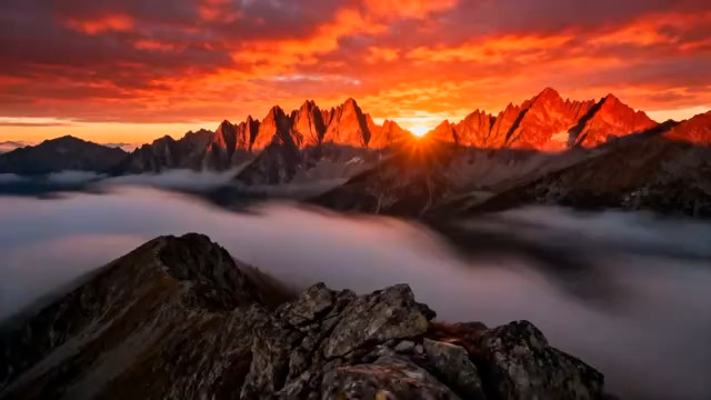  山脉日出云雾风光2622#横屏 	 