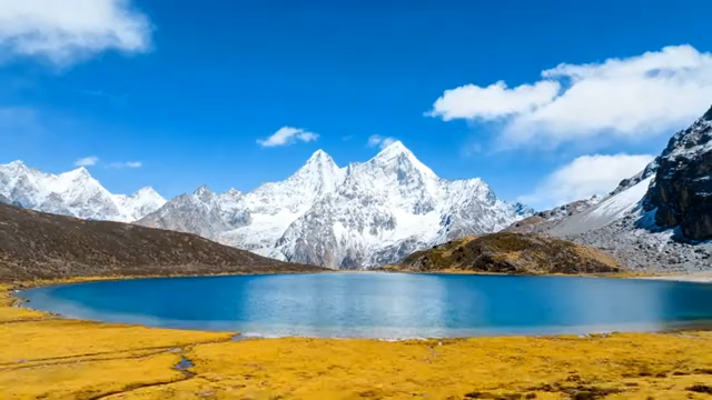 雪山下的蓝色湖泊风光(1)1407#横屏 