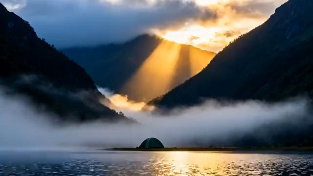  山间湖畔日出露营景象2506#横屏 	 