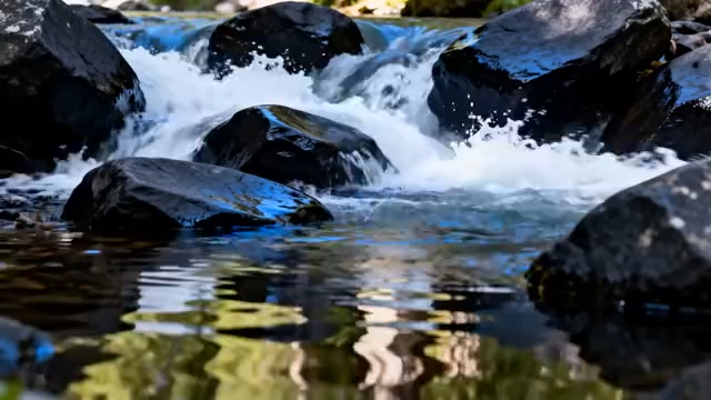 溪流中石头与流水景象3215#横屏 