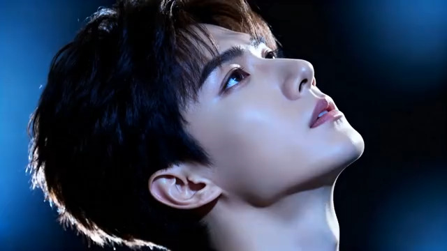  男士仰头特写人物素材2900#横屏 	 