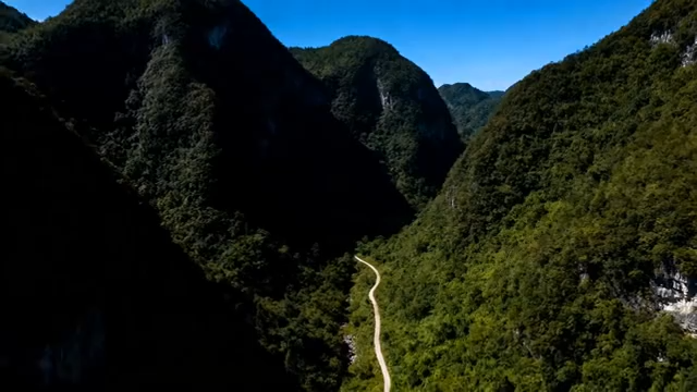 山间公路自然风光俯瞰4074#横屏 