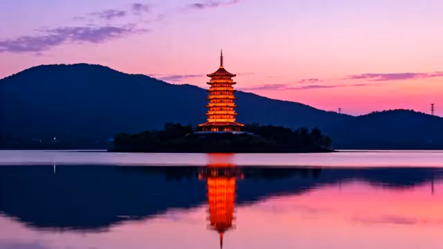  杭州西湖雷峰塔黄昏全景153#横屏 	 