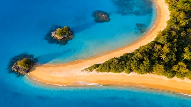  俯瞰热带海滩与海洋景观1916#横屏 	 - 