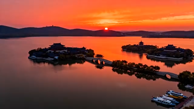 湖泊古建筑日落航拍全景3038#横屏 