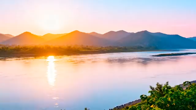 河畔日出山水风光4276#横屏 