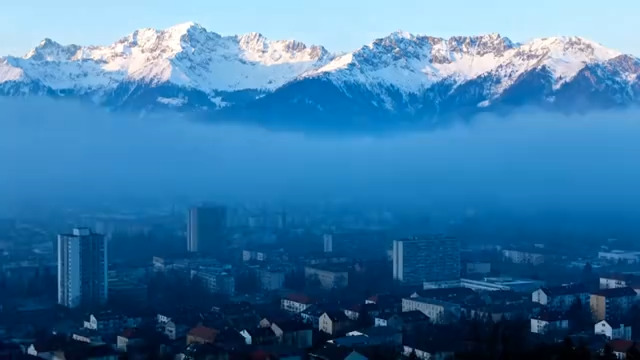  城市与雪山远景908#横屏 	 