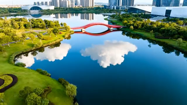  城市湖泊桥梁与现代建筑景观1111#横屏 	 