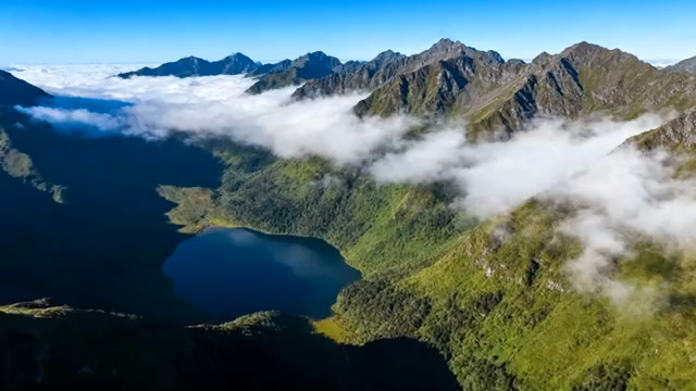 高山云海湖泊自然风光1670#横屏 