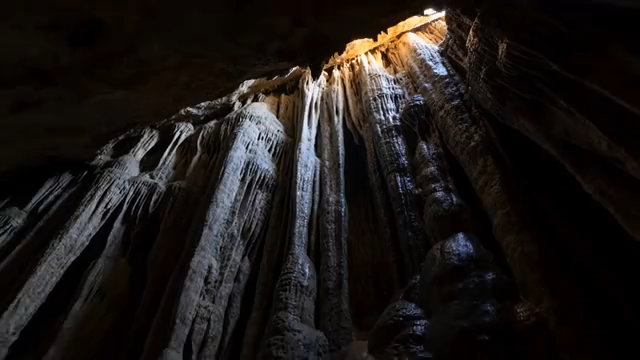 洞穴内钟乳石景观素材3102#横