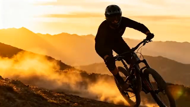  山地车越野日落场景1932#横屏 	 