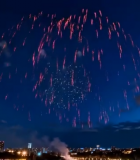 夜空中绽放的绚丽烟花359#横屏 