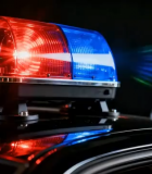 警车上闪烁的红蓝警灯1296#横屏 