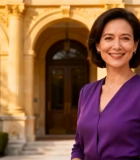 	 宇宙中飞驰的未来感跑车2028#横屏 