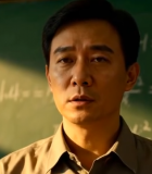 教师于黑板前授课场景(1)10979#横屏 