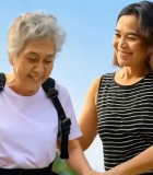 家人辅助老人户外康复行走1821#横屏 