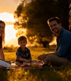 家庭户外草地野餐场景7860#横屏 