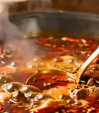 火锅锅底舀汤特写素材13966#横屏 