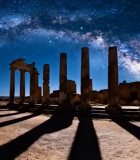 星空下的古代石柱遗迹6556#横屏 
