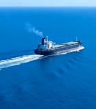 海上航行的货船1013#横屏 