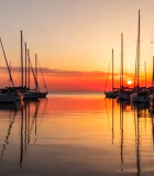 海港日落时分停泊的帆船2578#横屏 