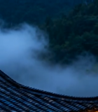 古建筑屋檐夜景与山间云雾2064#横屏 