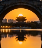 拱桥下古建筑日出景象9151#横屏 