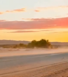 夕阳下跑车尾部特写12752#横屏 