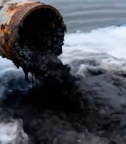 污水从管道排入水体5381#横屏 