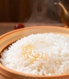 碗装热气腾腾米饭与茶饮654#横屏 