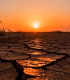 干旱土地上的夕阳景象4693#横屏 