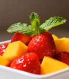 碗装草莓芒果水果拼盘1859#横屏 