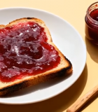 涂有果酱的烤面包片3848#横屏 