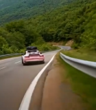 粉色跑车公路行驶画面6855#横屏 