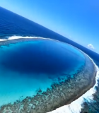 俯瞰海洋中的环形珊瑚礁10419#横屏 