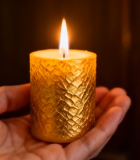 手持燃烧蜡烛特写2200#横屏 