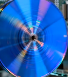 电路板上旋转的蓝色光盘2372#横屏 