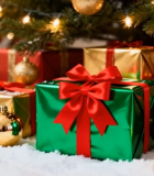 圣诞树旁装饰精美的节日礼物8322#横屏 