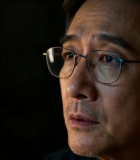 戴耳机戴眼镜男子特写6471#横屏 