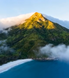 山与海的空中俯瞰全景13225#横屏 