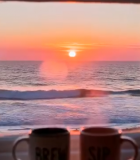 窗边海景日落与双杯素材12565#横屏 