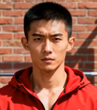 穿红衣男子健身器材前特写13934#横屏 