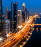 城市夜景高楼与车流俯瞰2770#横屏 