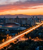 城市日落时分车流与建筑景观1346#横屏 